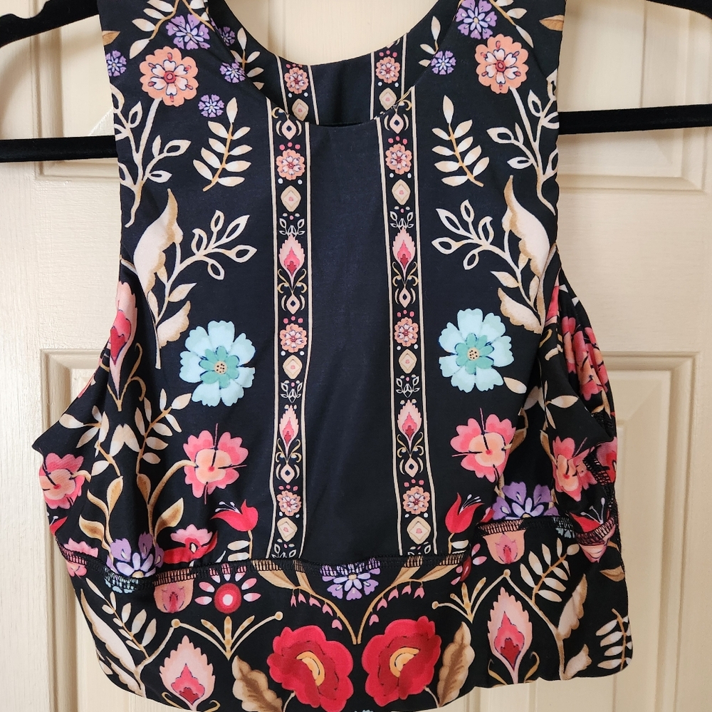 Women’s YOGA DEMOCRACY RUSTICA Floral Sports Bra Tank Top Size LARGE